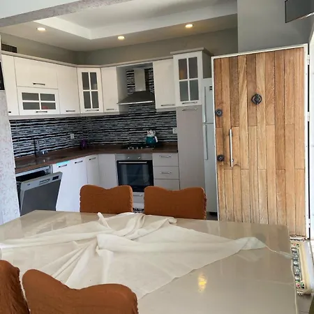Apartament Deniz Manzarali Full Esyali *